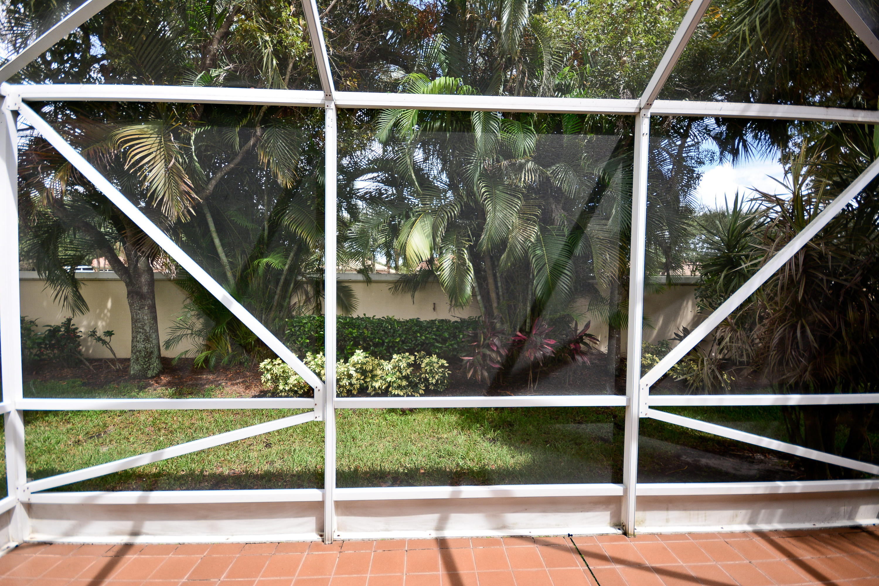 Coral Lakes - Residential