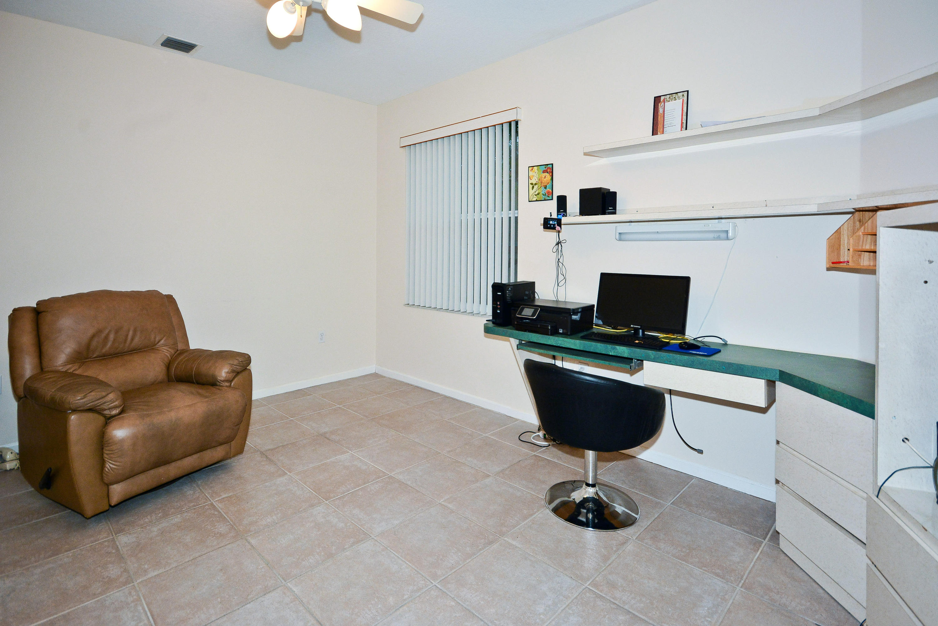 Coral Lakes - Residential