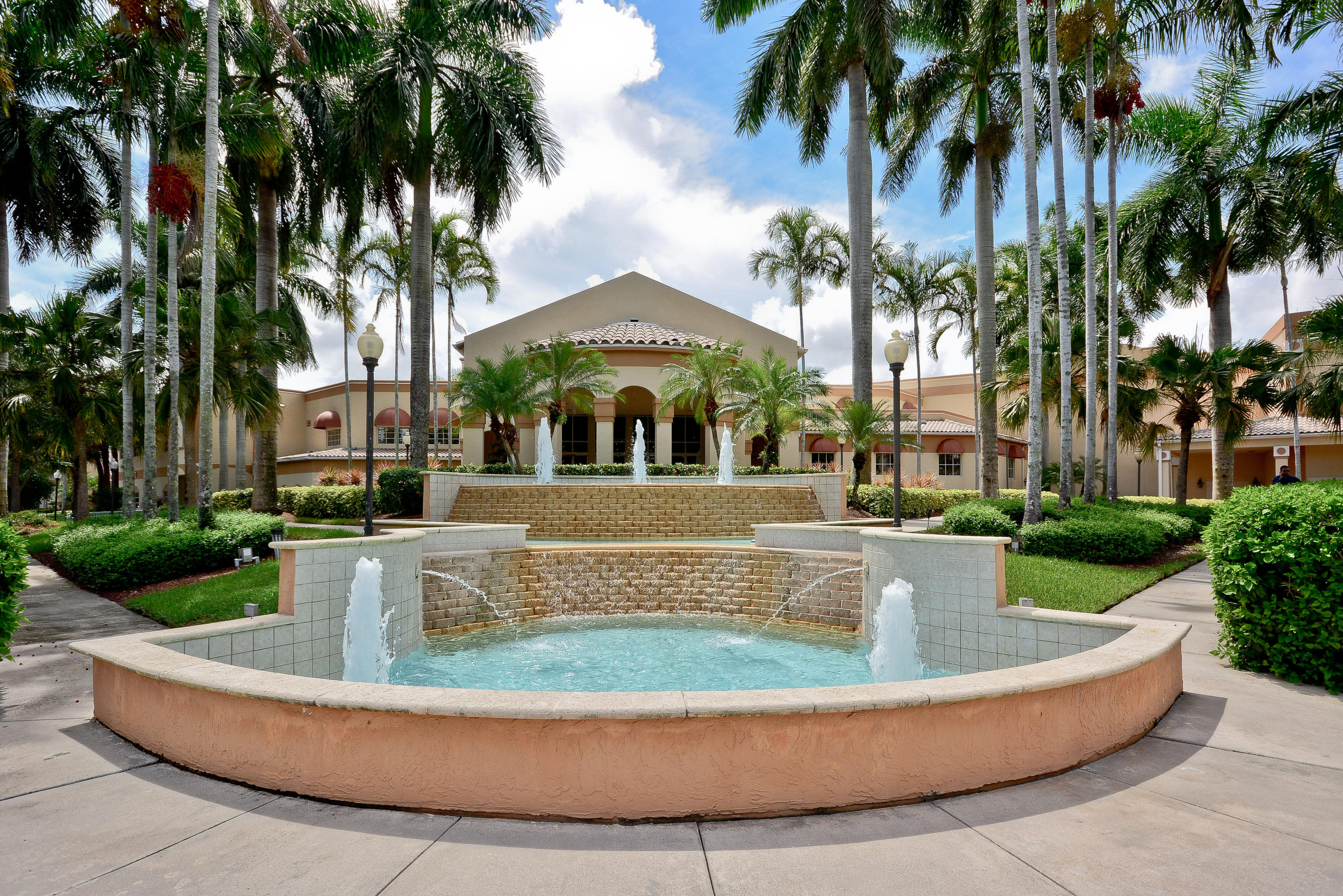 Coral Lakes - Residential