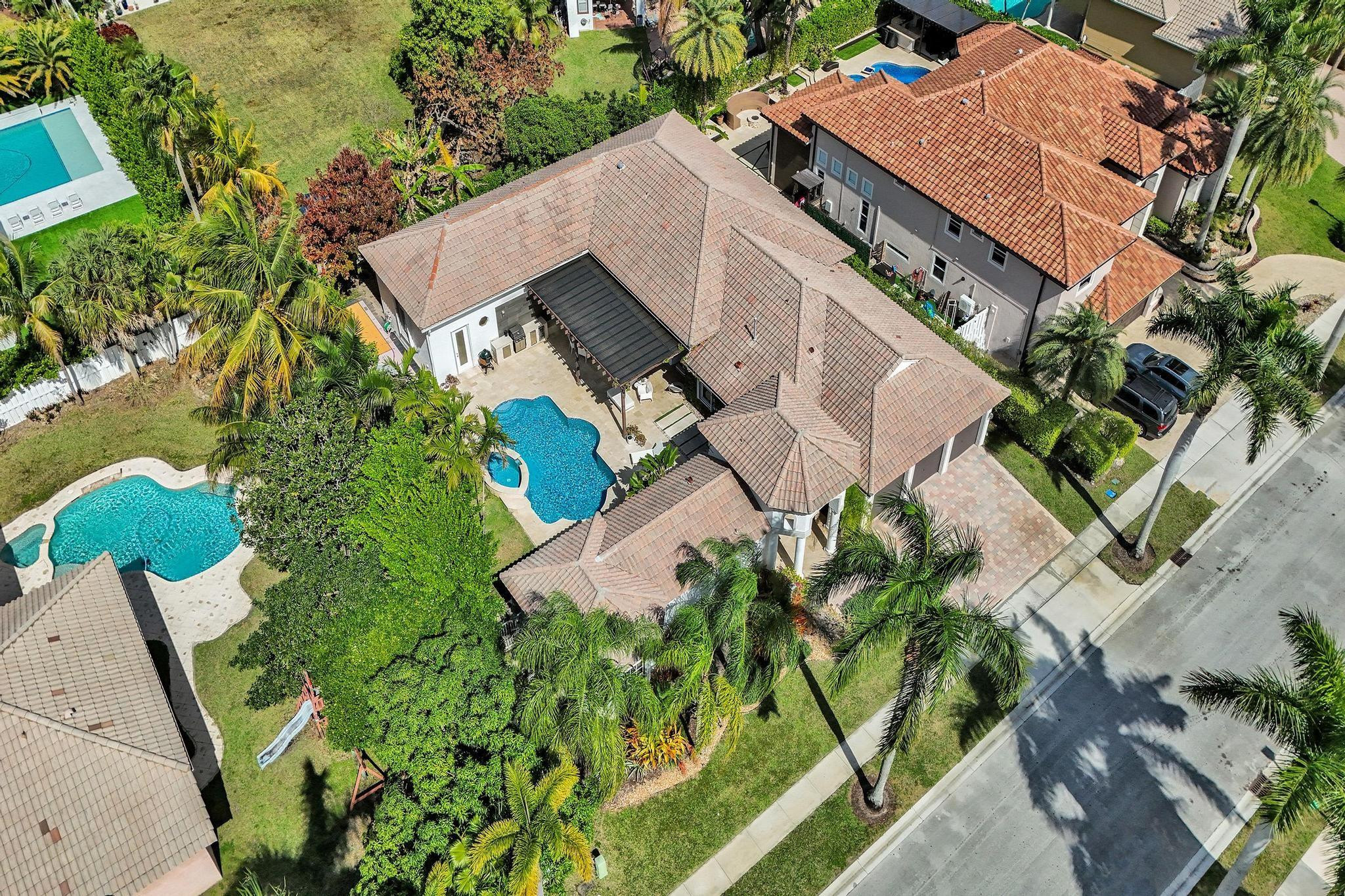 PEMBROKE FALLS -PHASE 4 1 - Residential