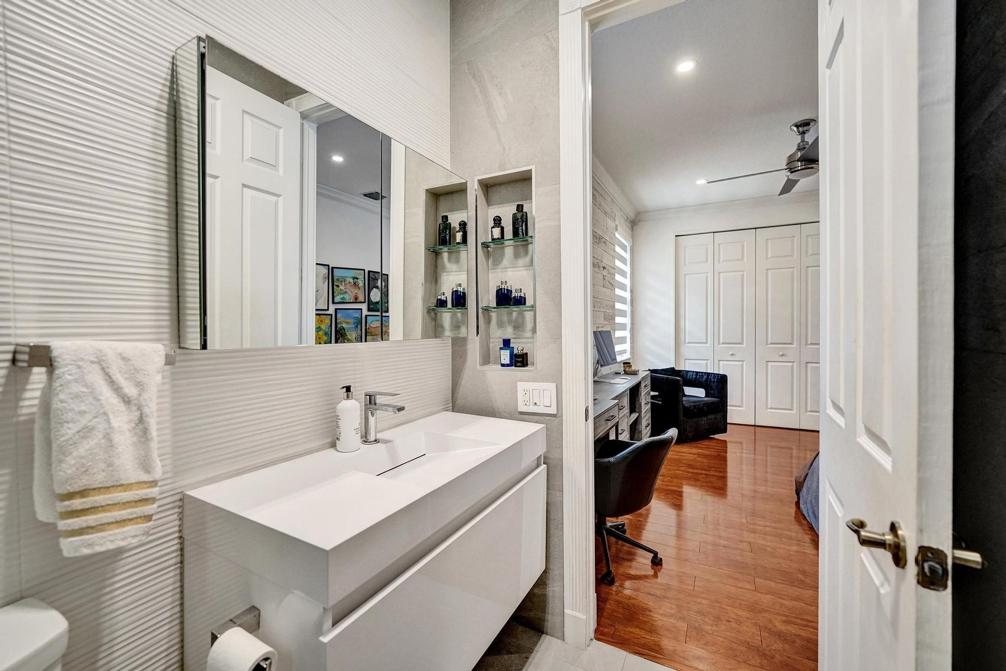 PEMBROKE FALLS -PHASE 4 1 - Residential