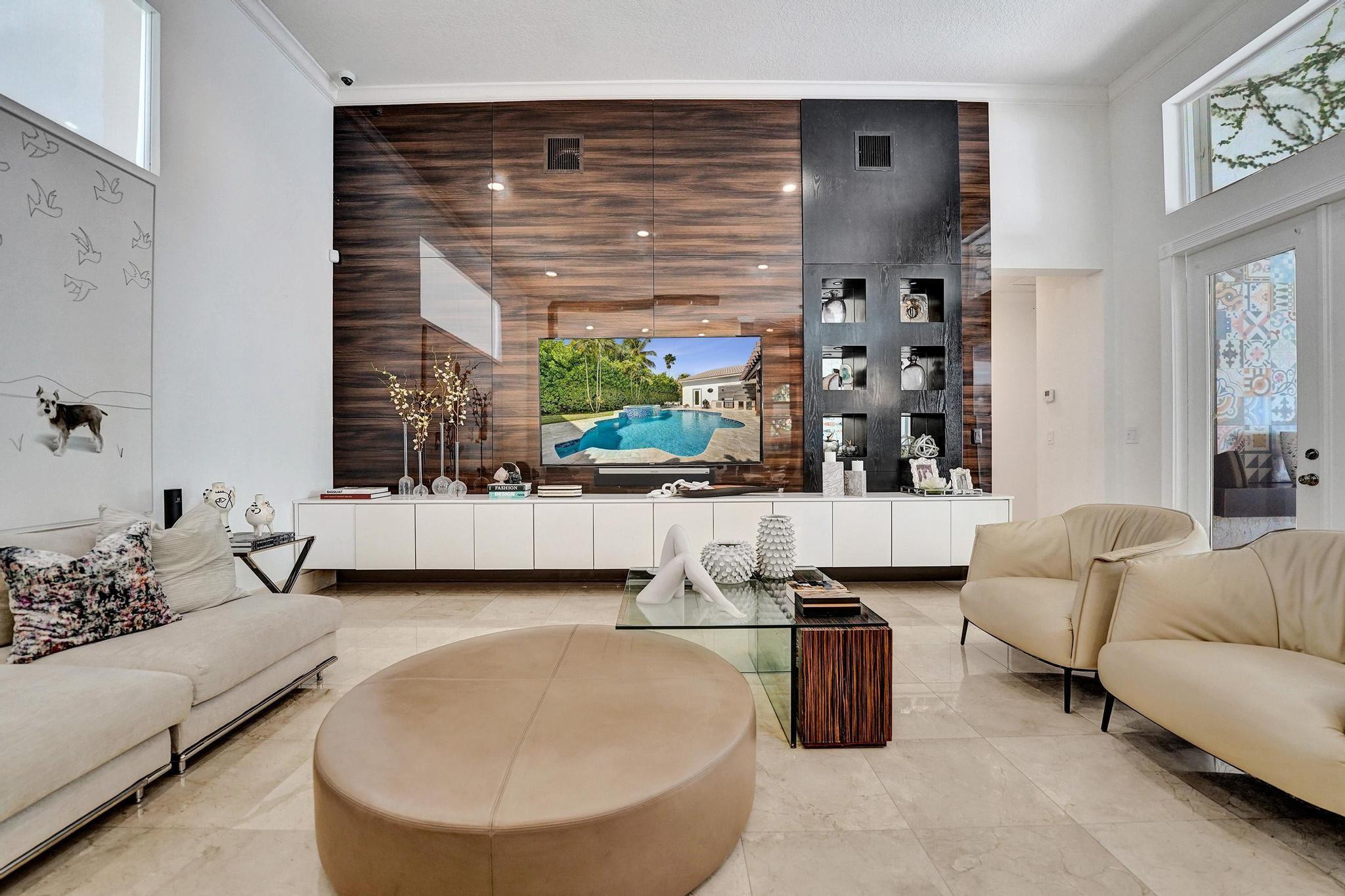 PEMBROKE FALLS -PHASE 4 1 - Residential