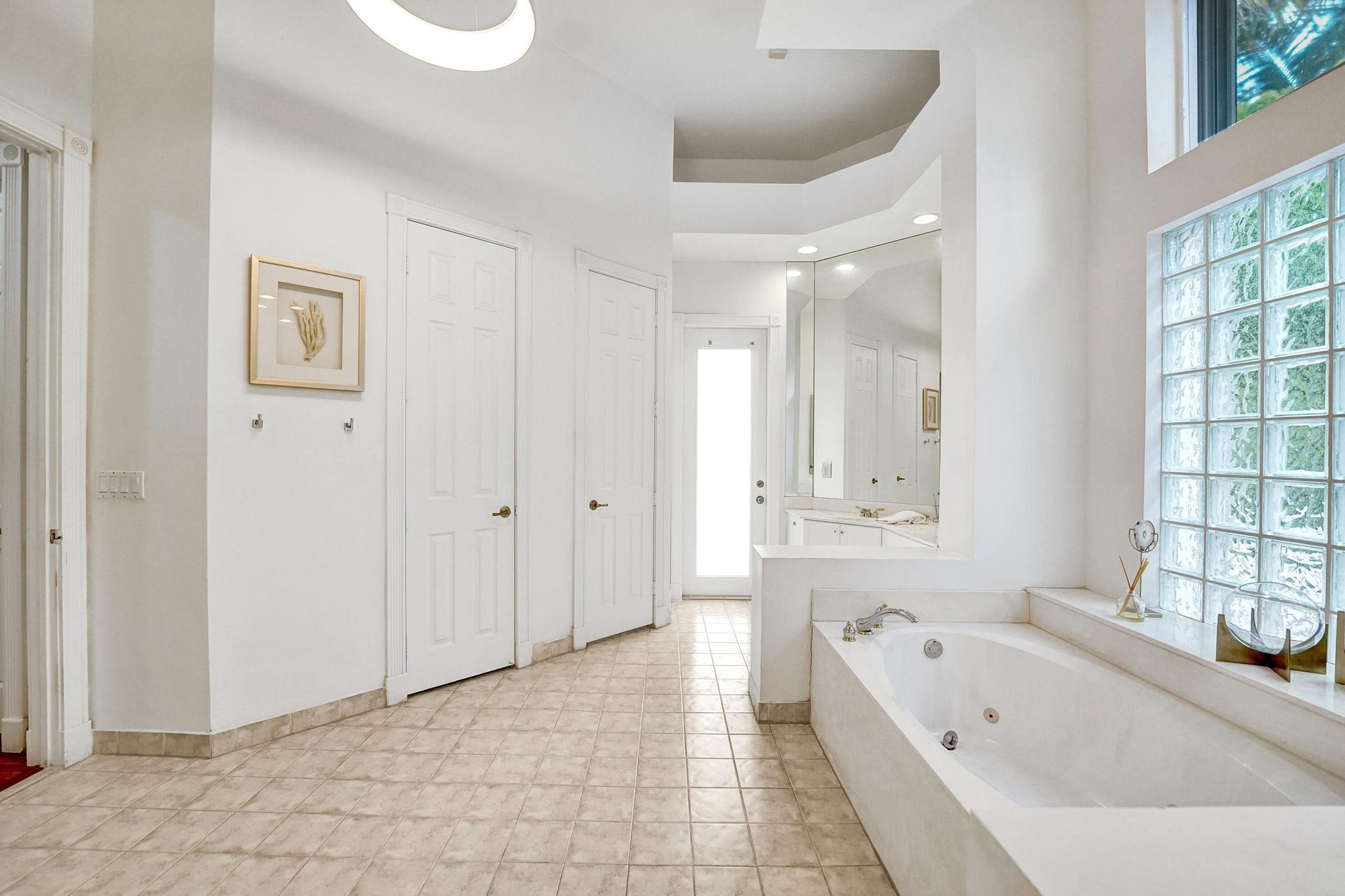 PEMBROKE FALLS -PHASE 4 1 - Residential