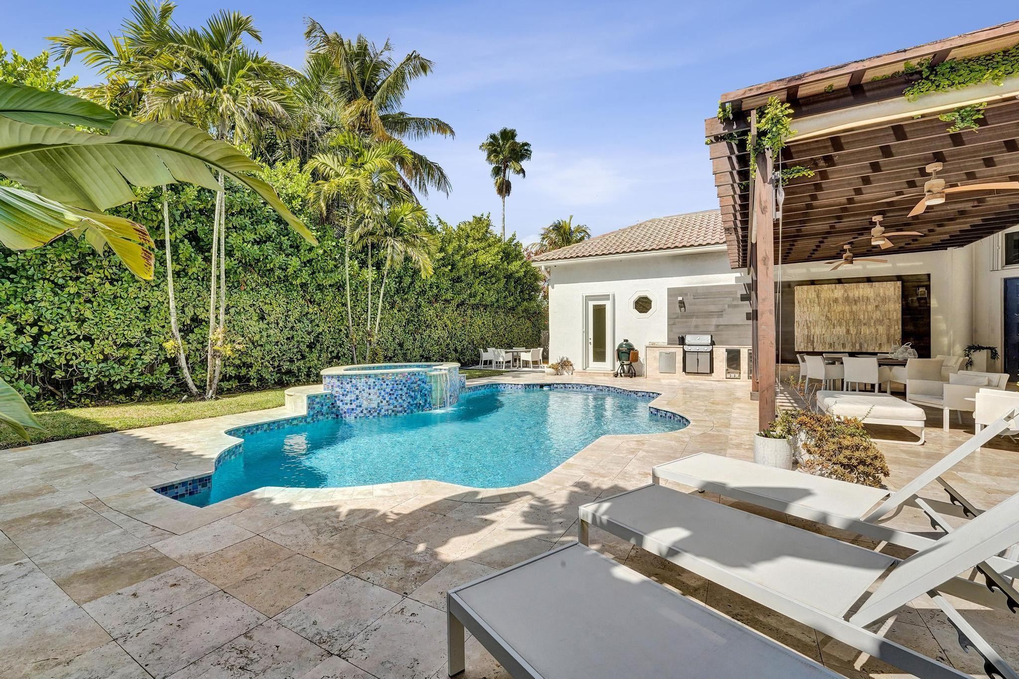 PEMBROKE FALLS -PHASE 4 1 - Residential