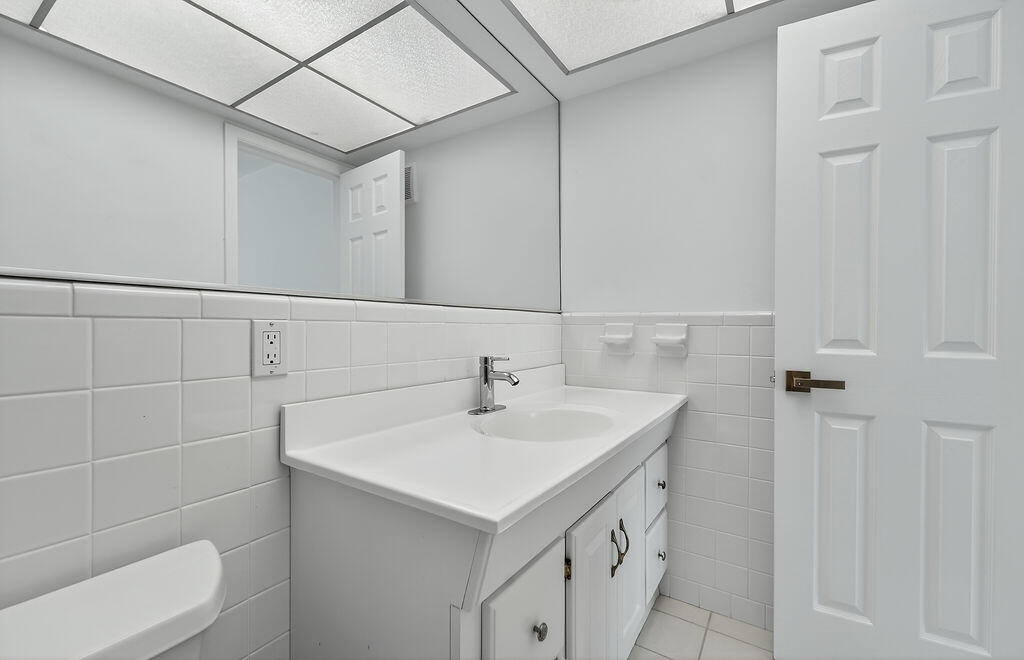 BLAIR HOUSE CONDO A - Residential