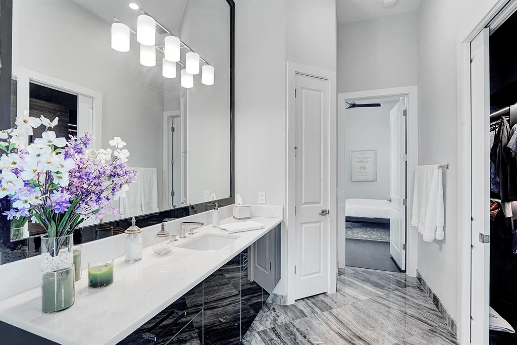 ROYAL PALM POLO - Residential