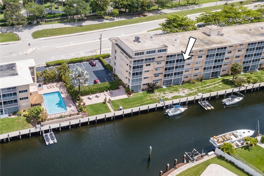 BOCA HOUSE CONDO - Residential
