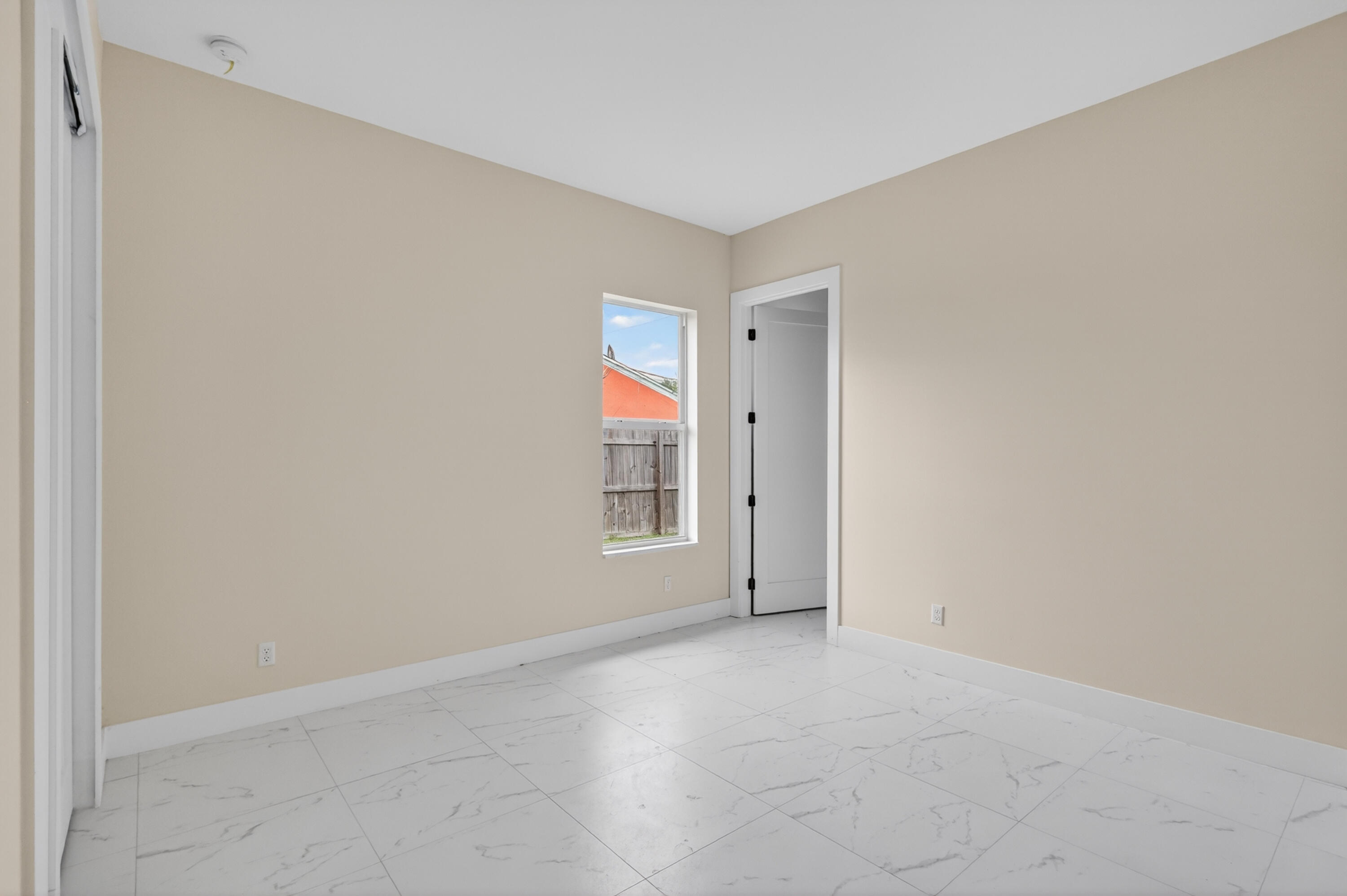 PORT ST LUCIE SECTION 8 - Residential