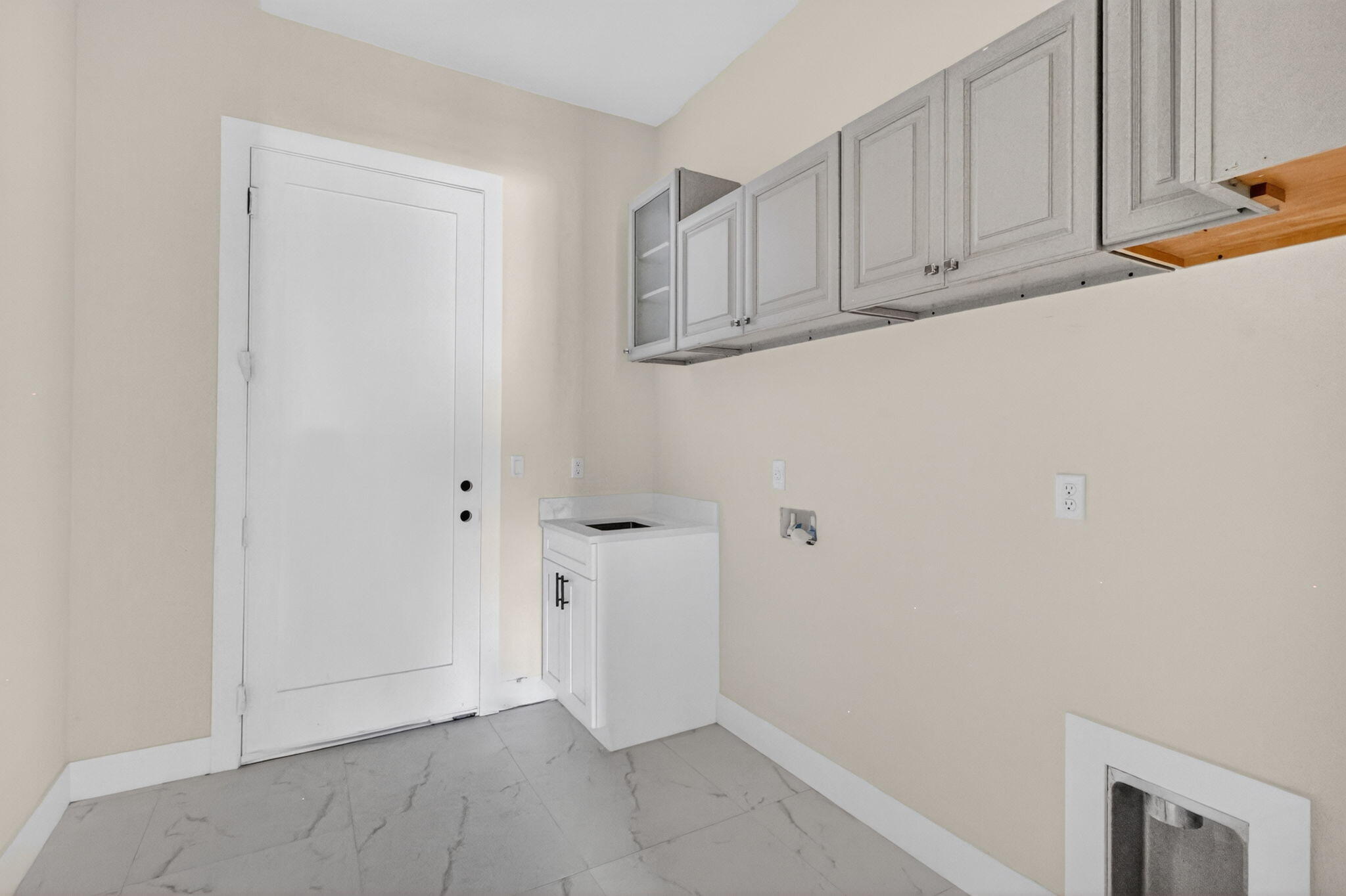 PORT ST LUCIE SECTION 8 - Residential