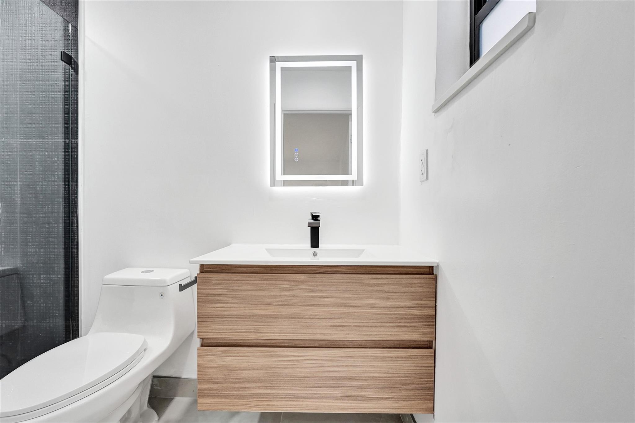 PLAYLAND ISLES - Residential Lease