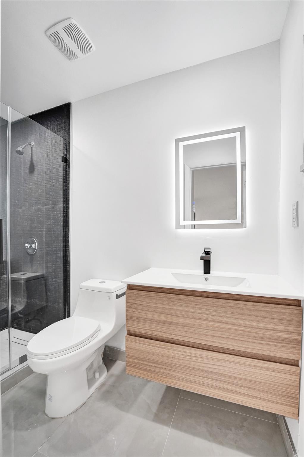 PLAYLAND ISLES - Residential Lease