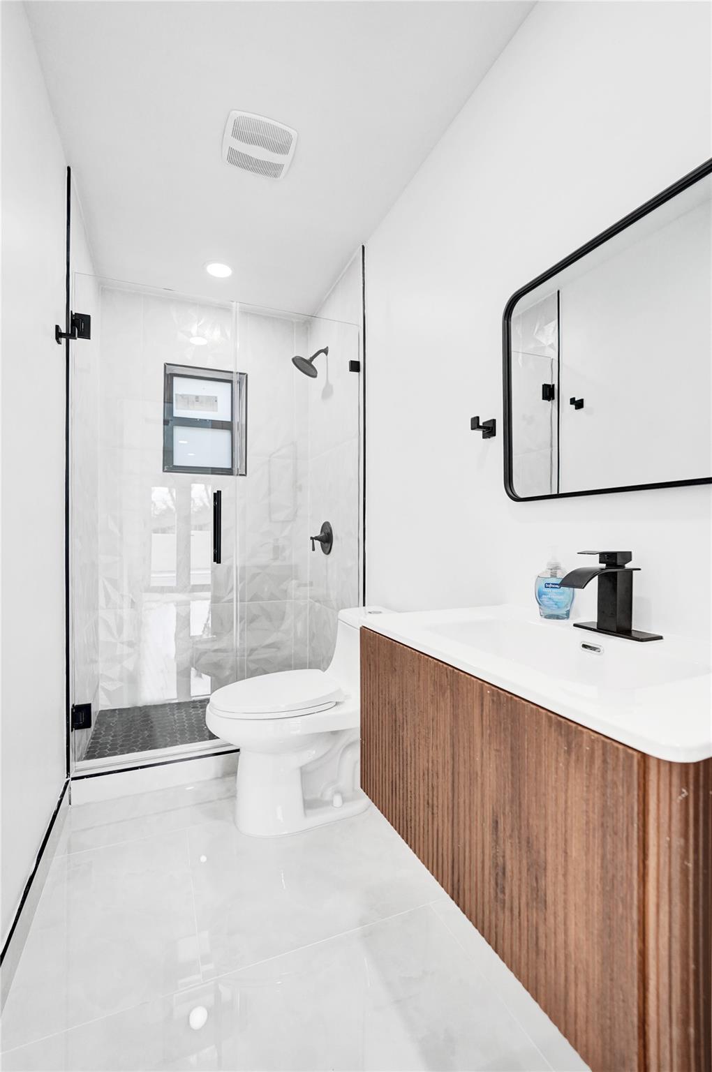 PLAYLAND ISLES - Residential Lease