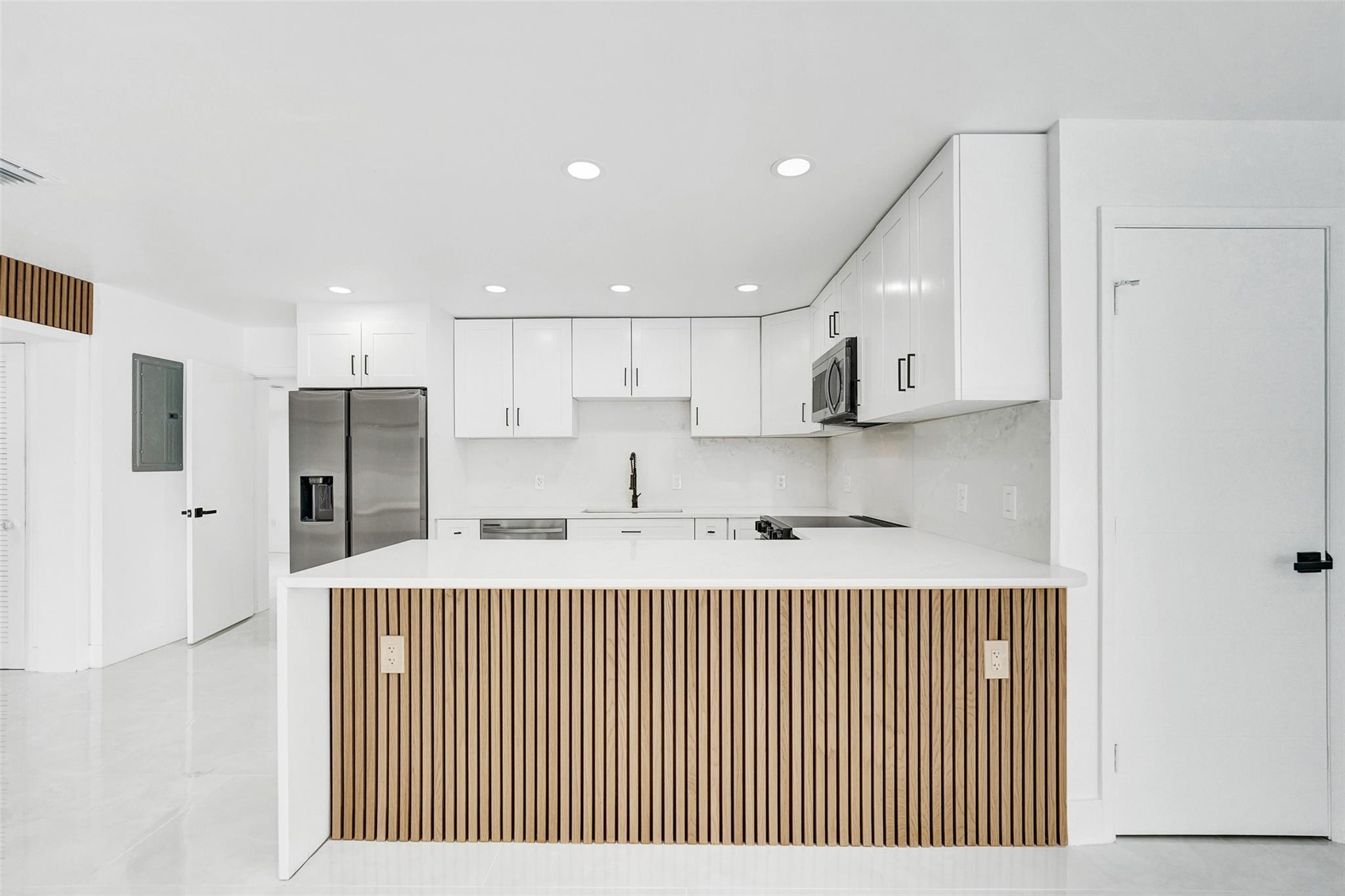 PLAYLAND ISLES - Residential Lease