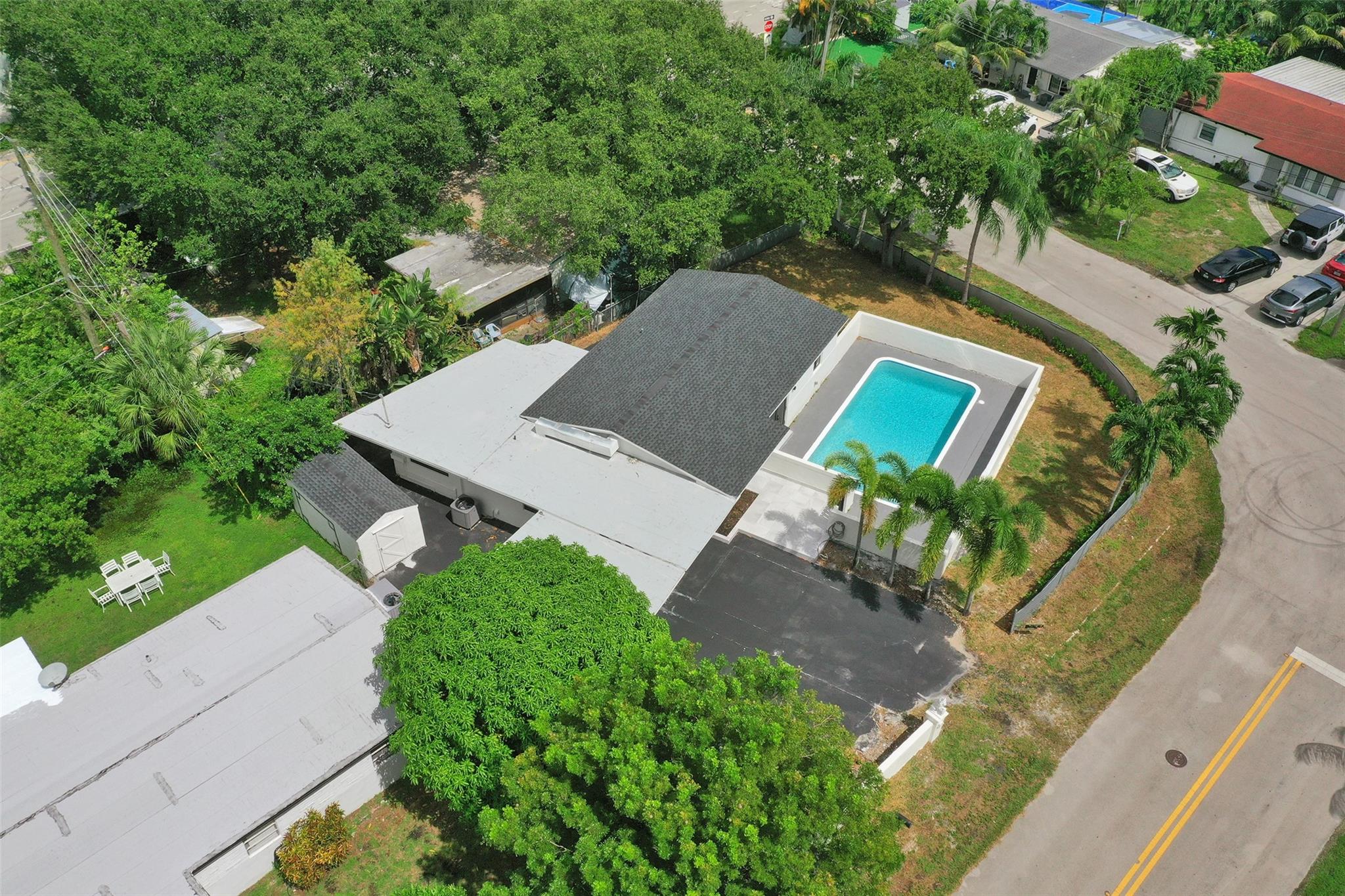 PLAYLAND ISLES - Residential Lease