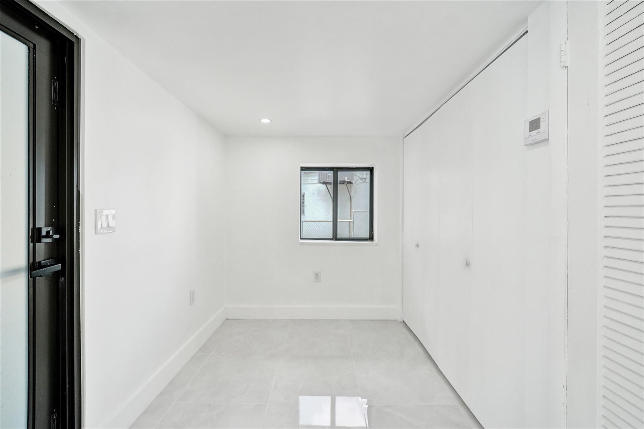 PLAYLAND ISLES - Residential Lease