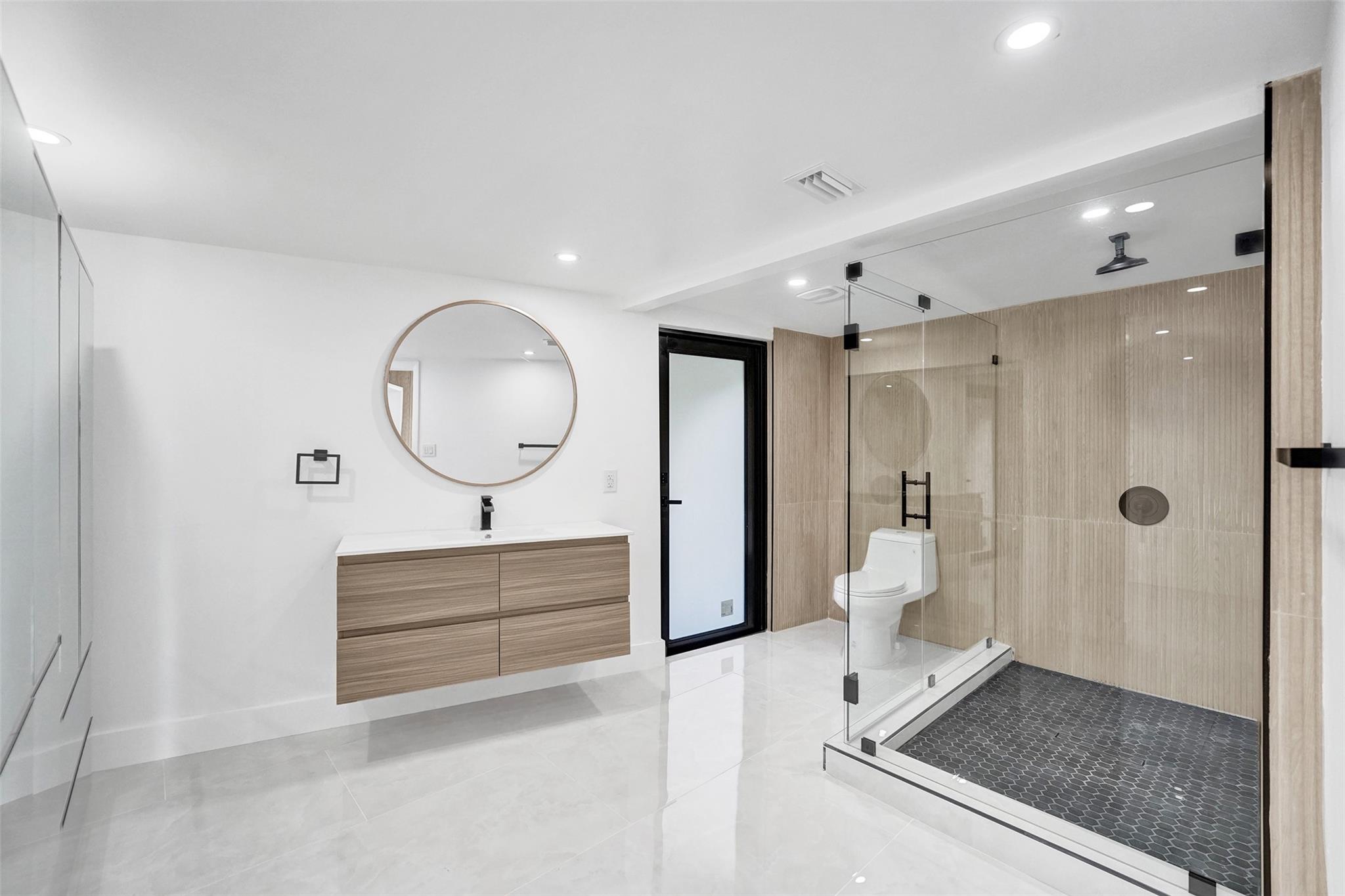 PLAYLAND ISLES - Residential Lease