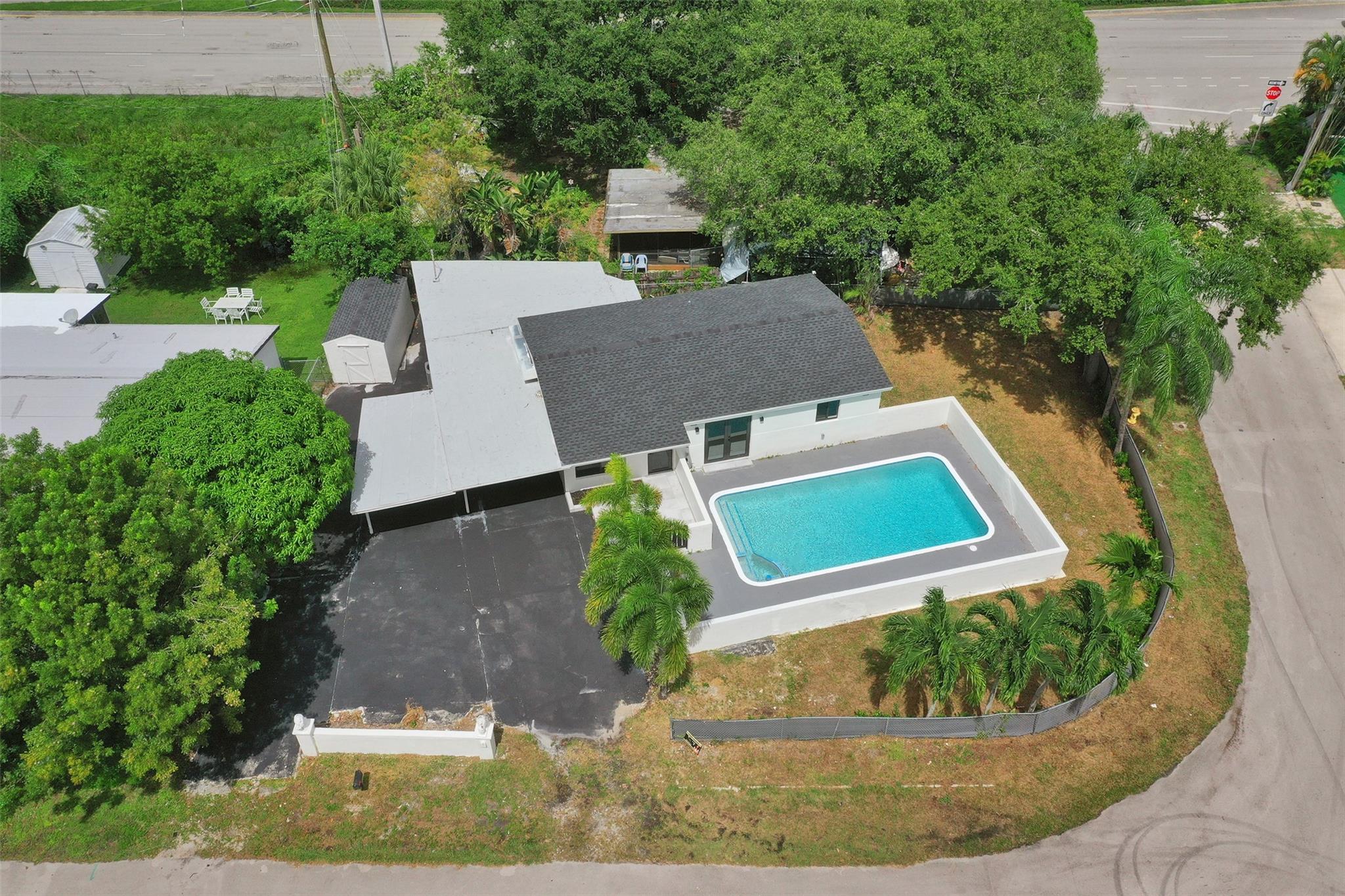 PLAYLAND ISLES - Residential Lease