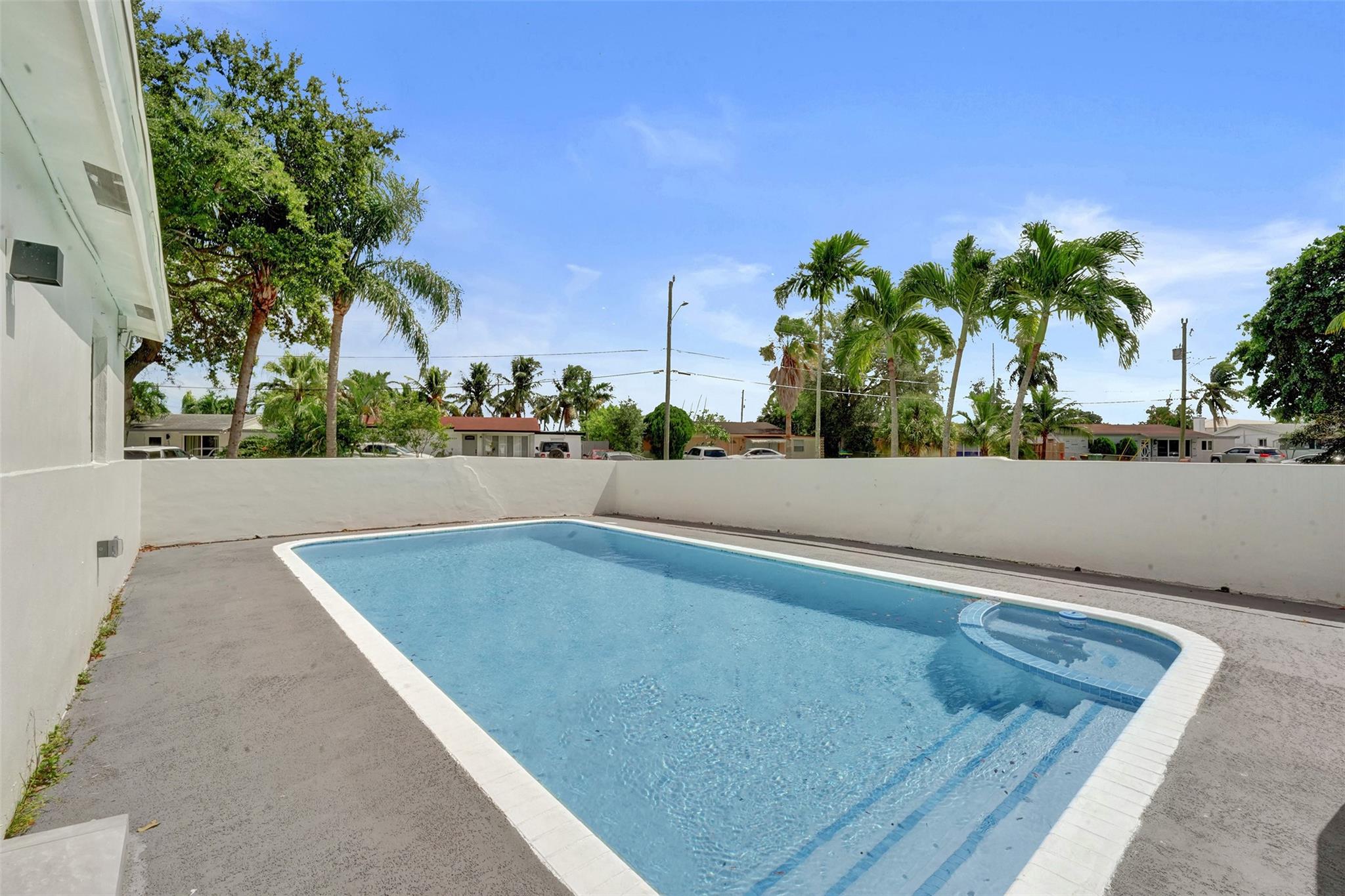 PLAYLAND ISLES - Residential Lease