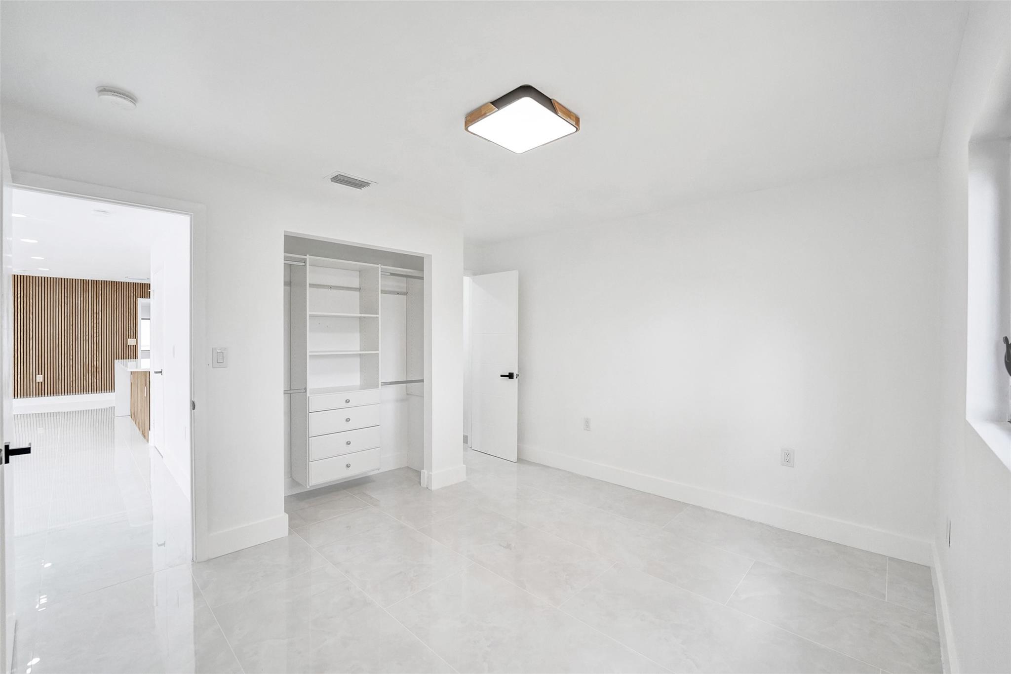 PLAYLAND ISLES - Residential Lease