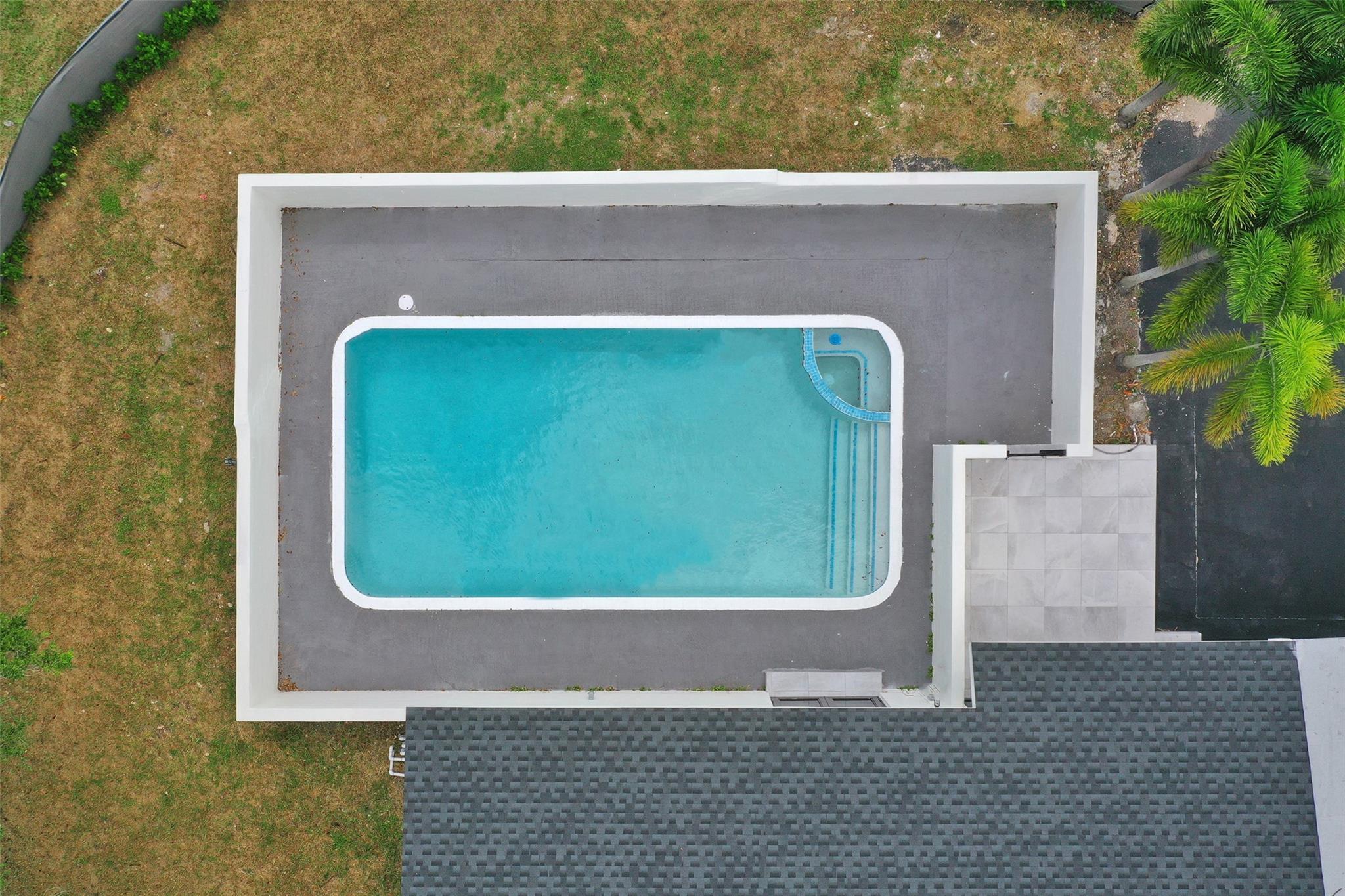 PLAYLAND ISLES - Residential Lease