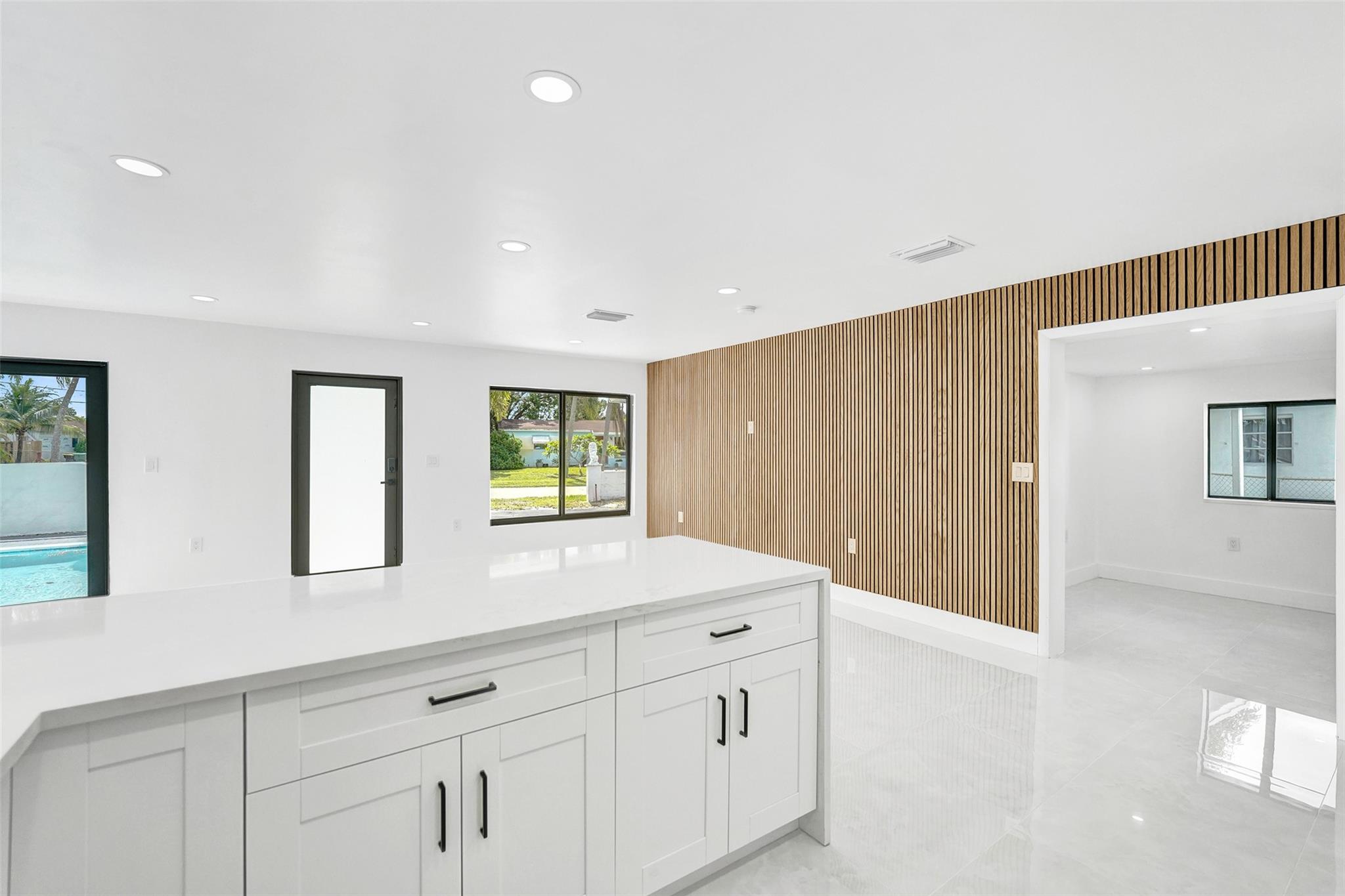 PLAYLAND ISLES - Residential Lease