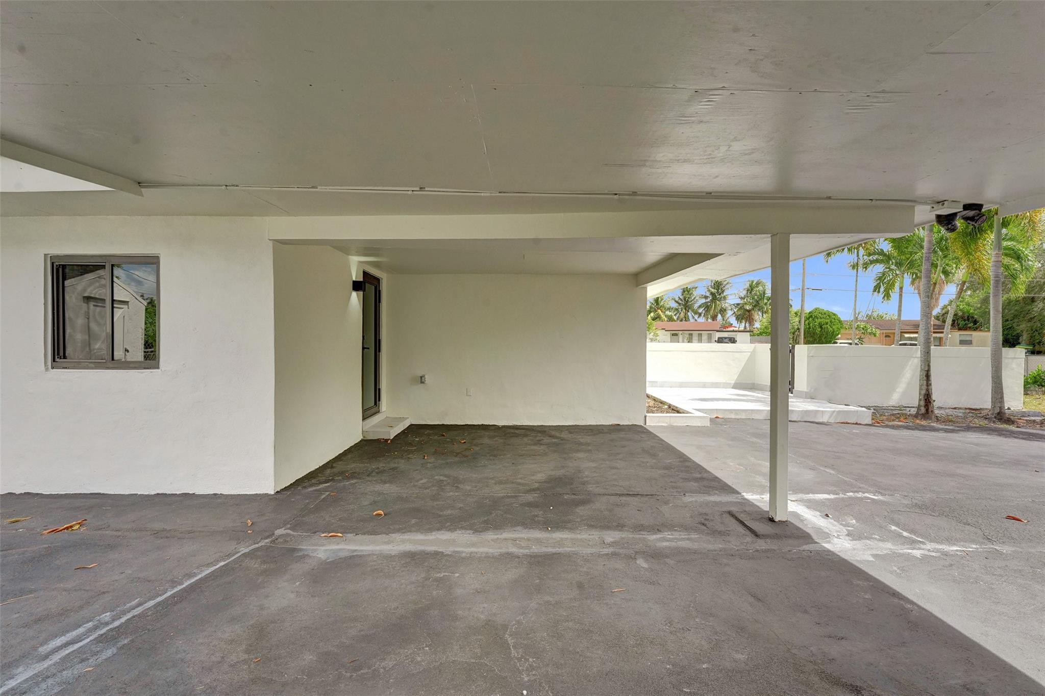 PLAYLAND ISLES - Residential Lease