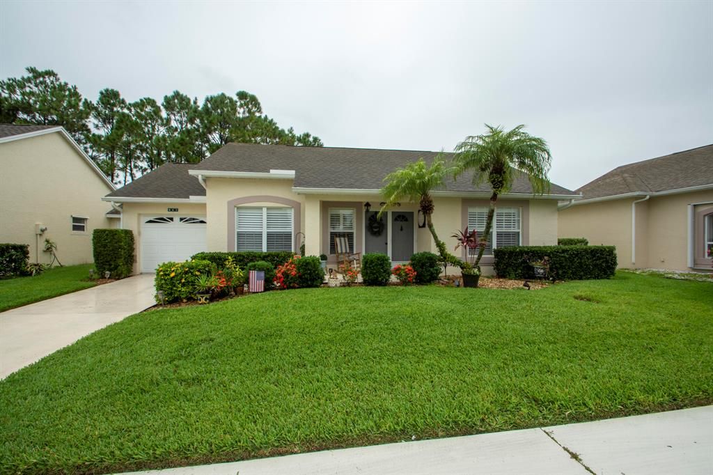 Photo of 467 NW Casanova Circle, Port Saint Lucie, FL 34986 (MLS # R10736410)