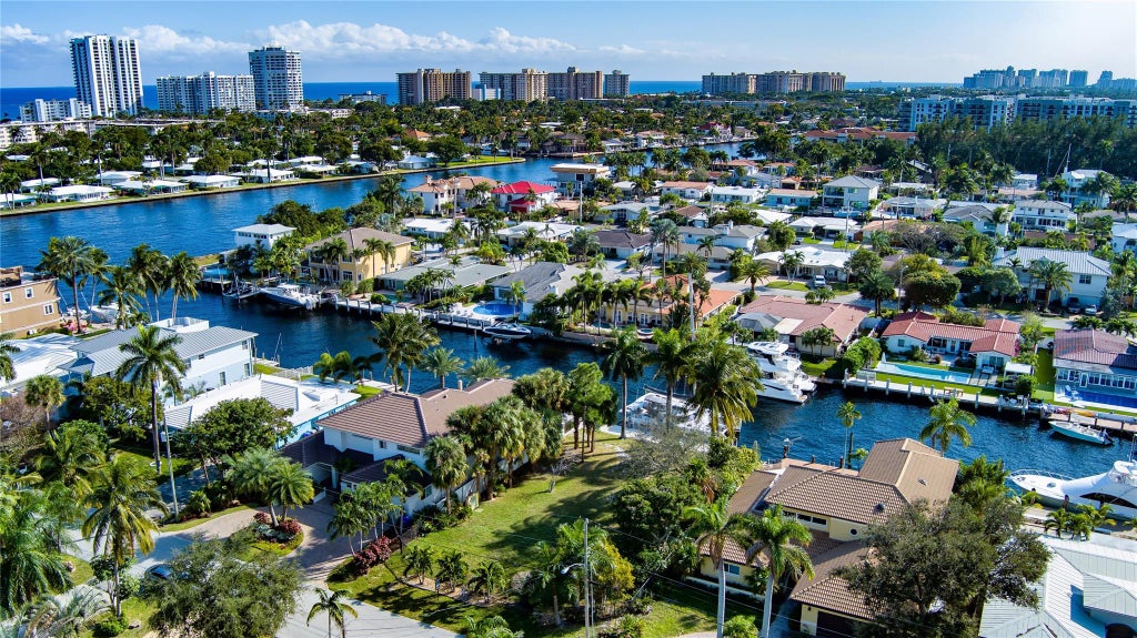 Photo of 2496 SE 12th Street, Pompano Beach, FL 33062 (MLS # F10479603)