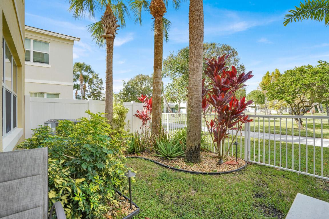 PARK CENTRAL AT CYPRESS KEY - Residential