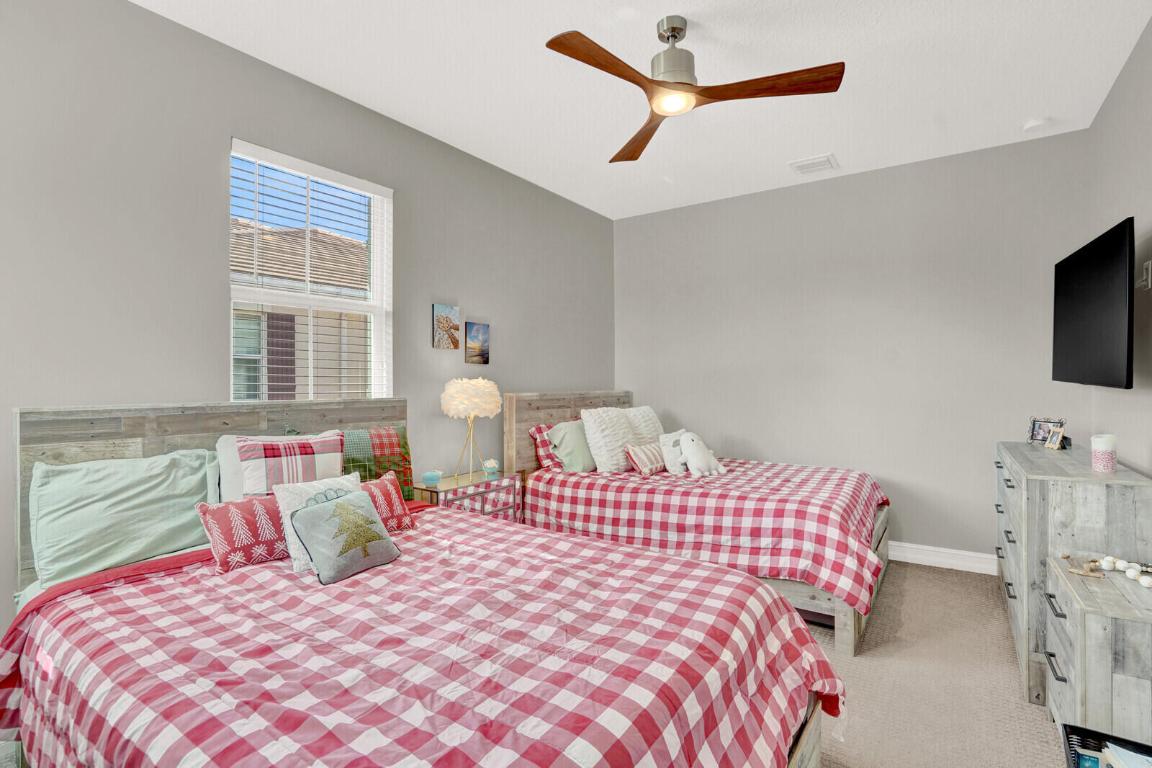 PARK CENTRAL AT CYPRESS KEY - Residential