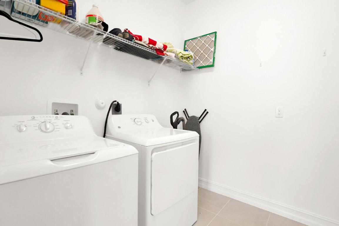 PARK CENTRAL AT CYPRESS KEY - Residential