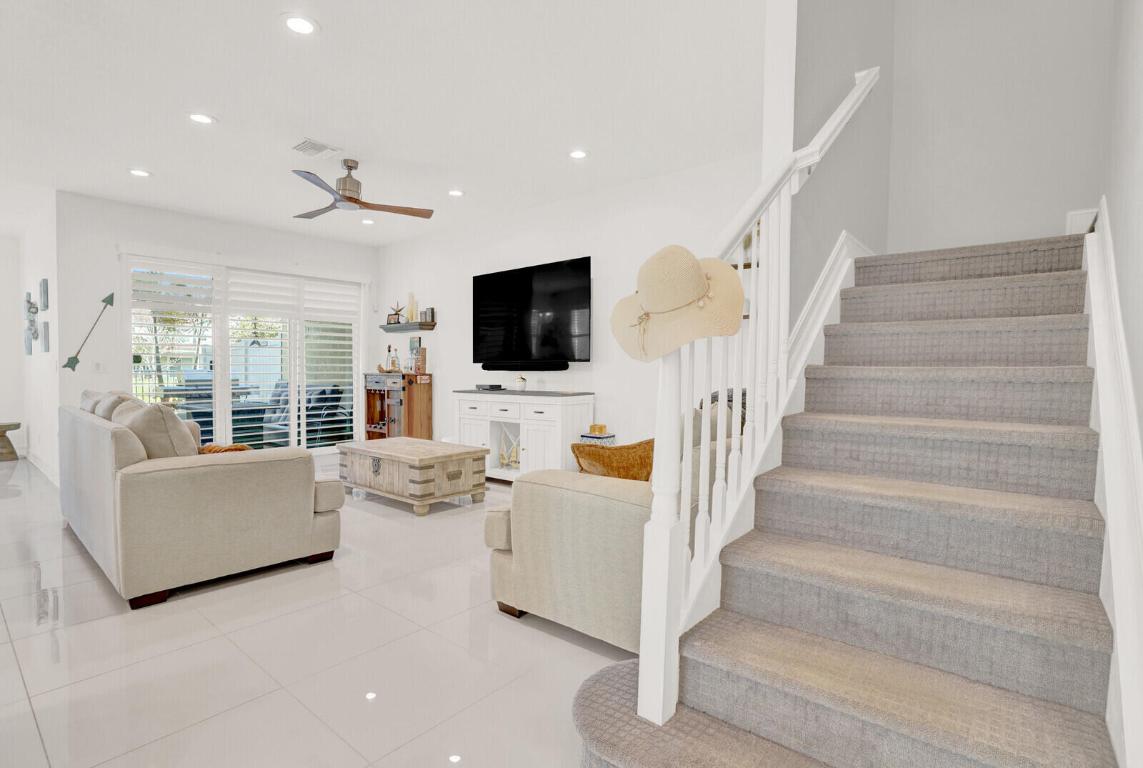 PARK CENTRAL AT CYPRESS KEY - Residential