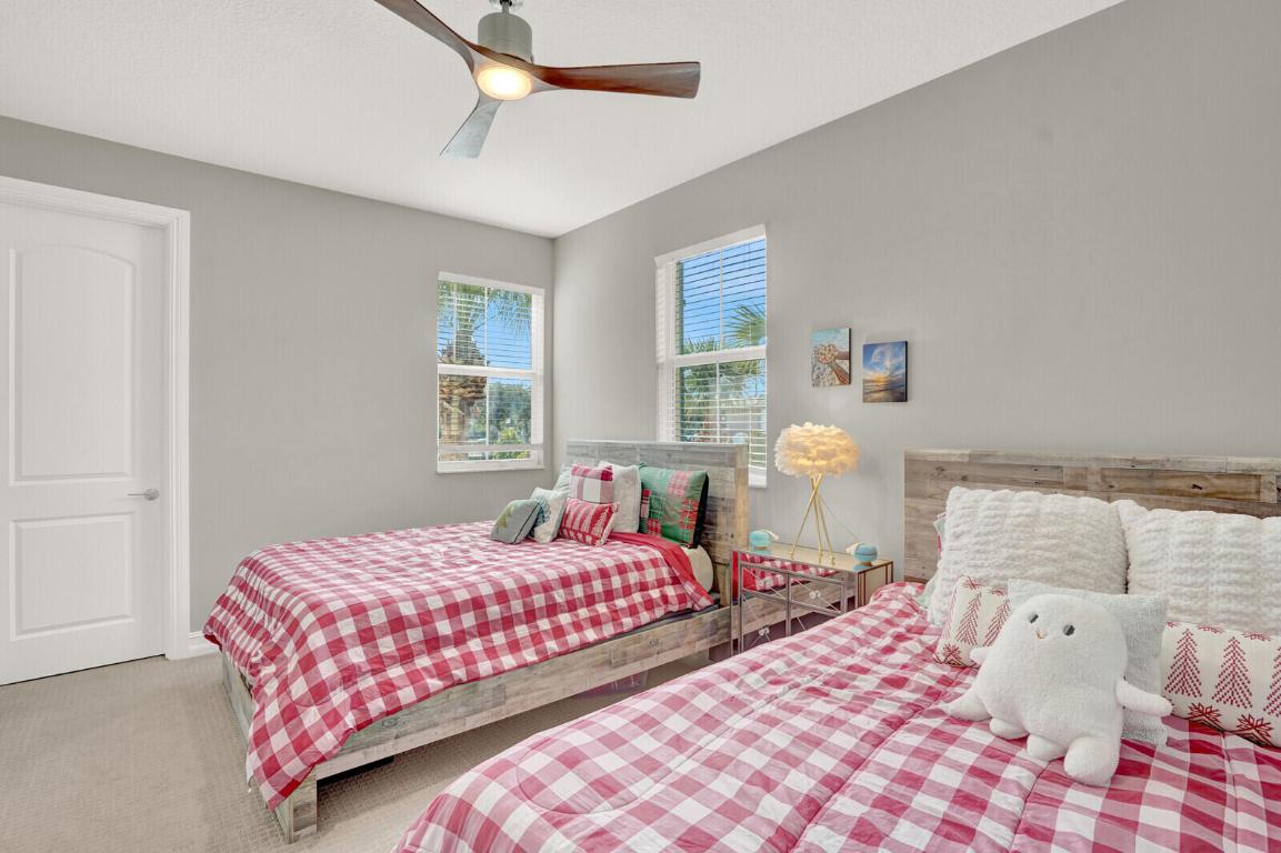 PARK CENTRAL AT CYPRESS KEY - Residential