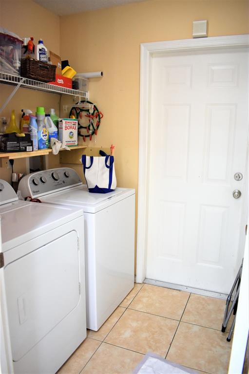 PORT ST LUCIE SECTION 33 - Residential