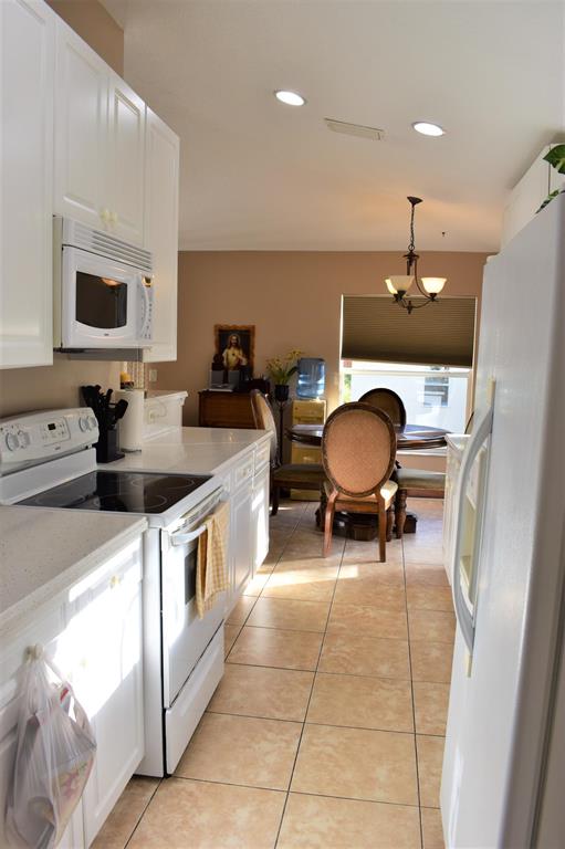 PORT ST LUCIE SECTION 33 - Residential