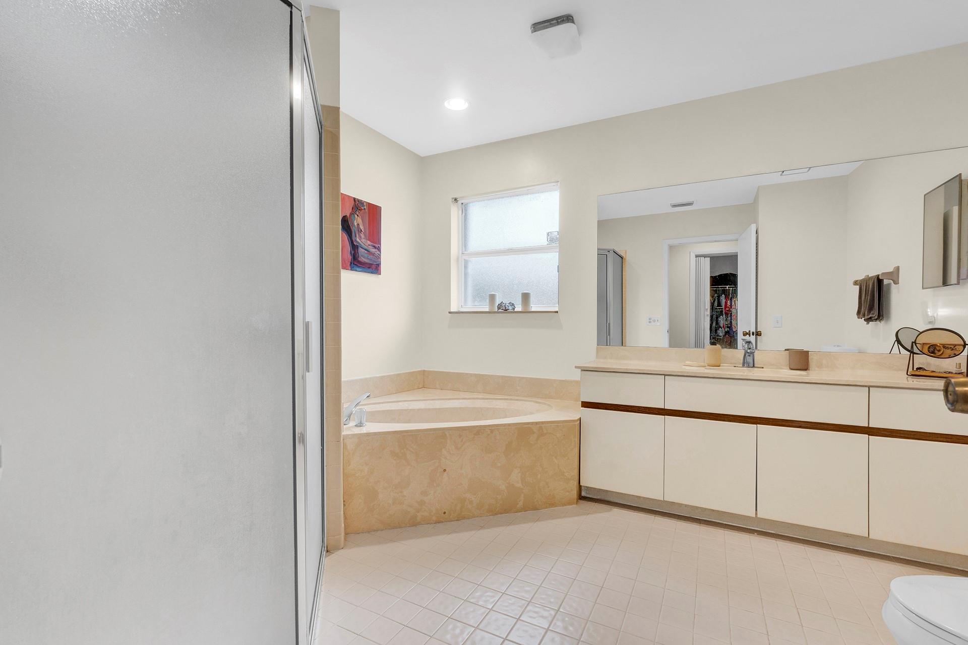 715 Birdie Court