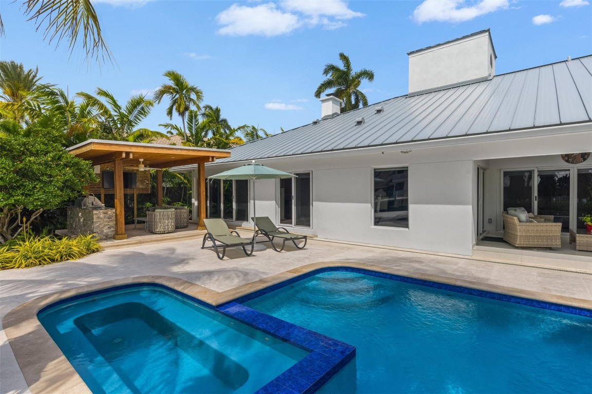 SUNRISE KEY - Residential