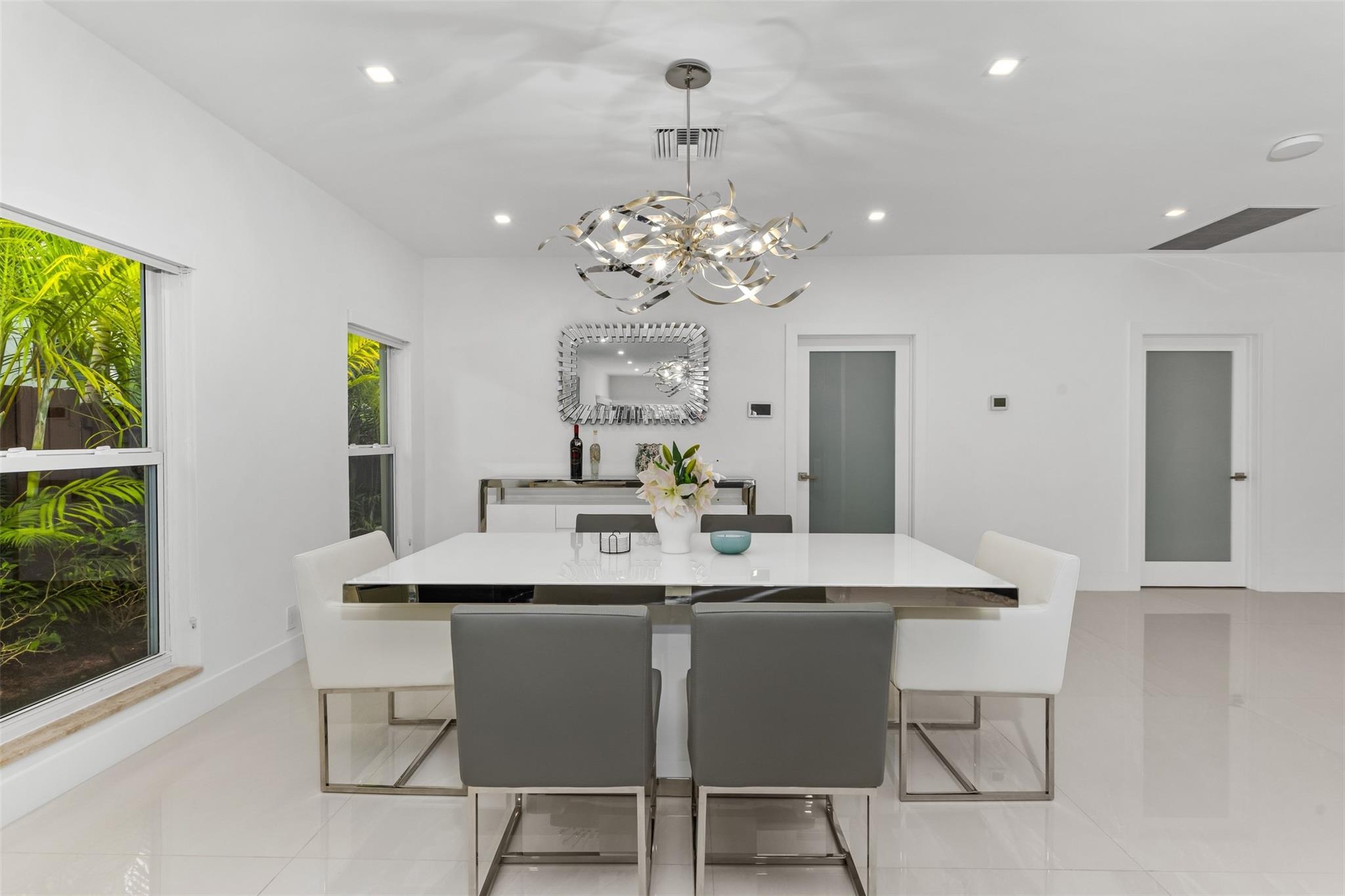 SUNRISE KEY - Residential