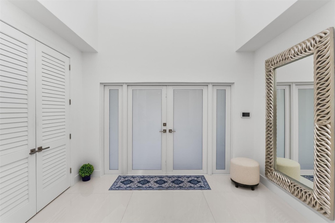 SUNRISE KEY - Residential