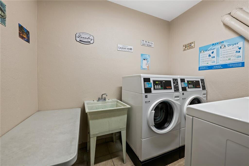 MAYBURY MANSIONS CONDO - Residential