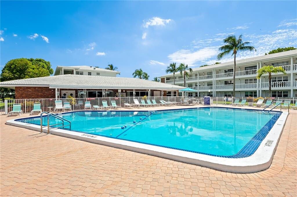 MAYBURY MANSIONS CONDO - Residential