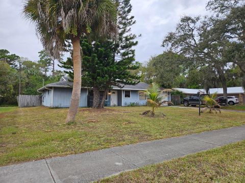 Photo of 6007 Fort Pierce Boulevard, Fort Pierce, FL 34951 (MLS # R11160145)