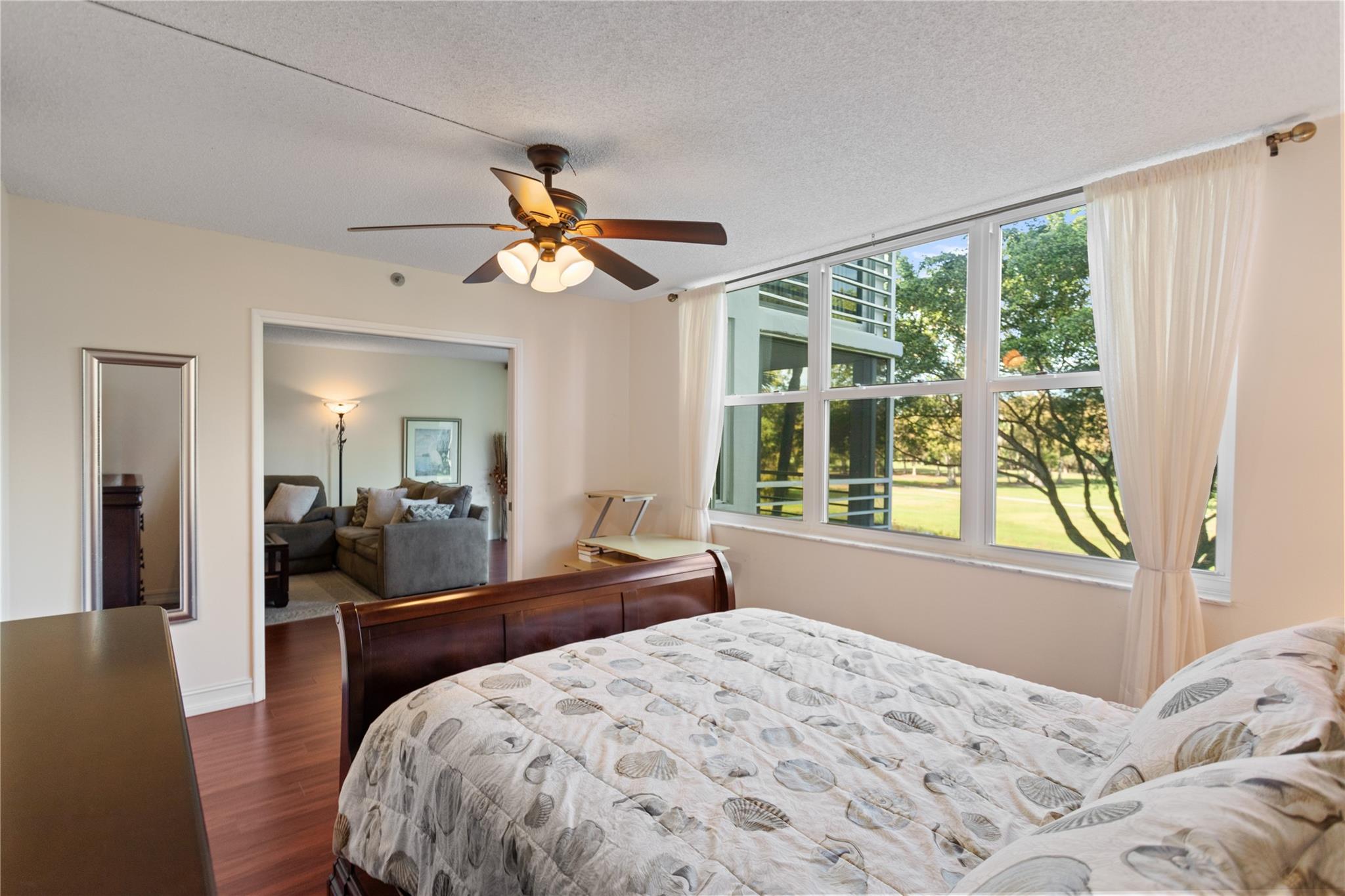 PALM AIRE - Residential