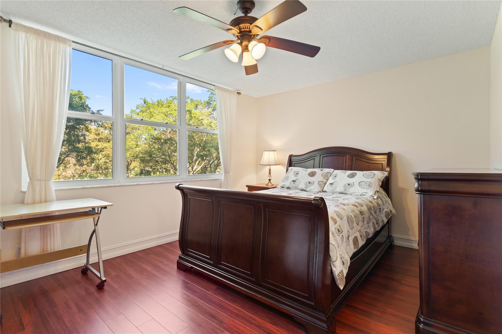 PALM AIRE - Residential