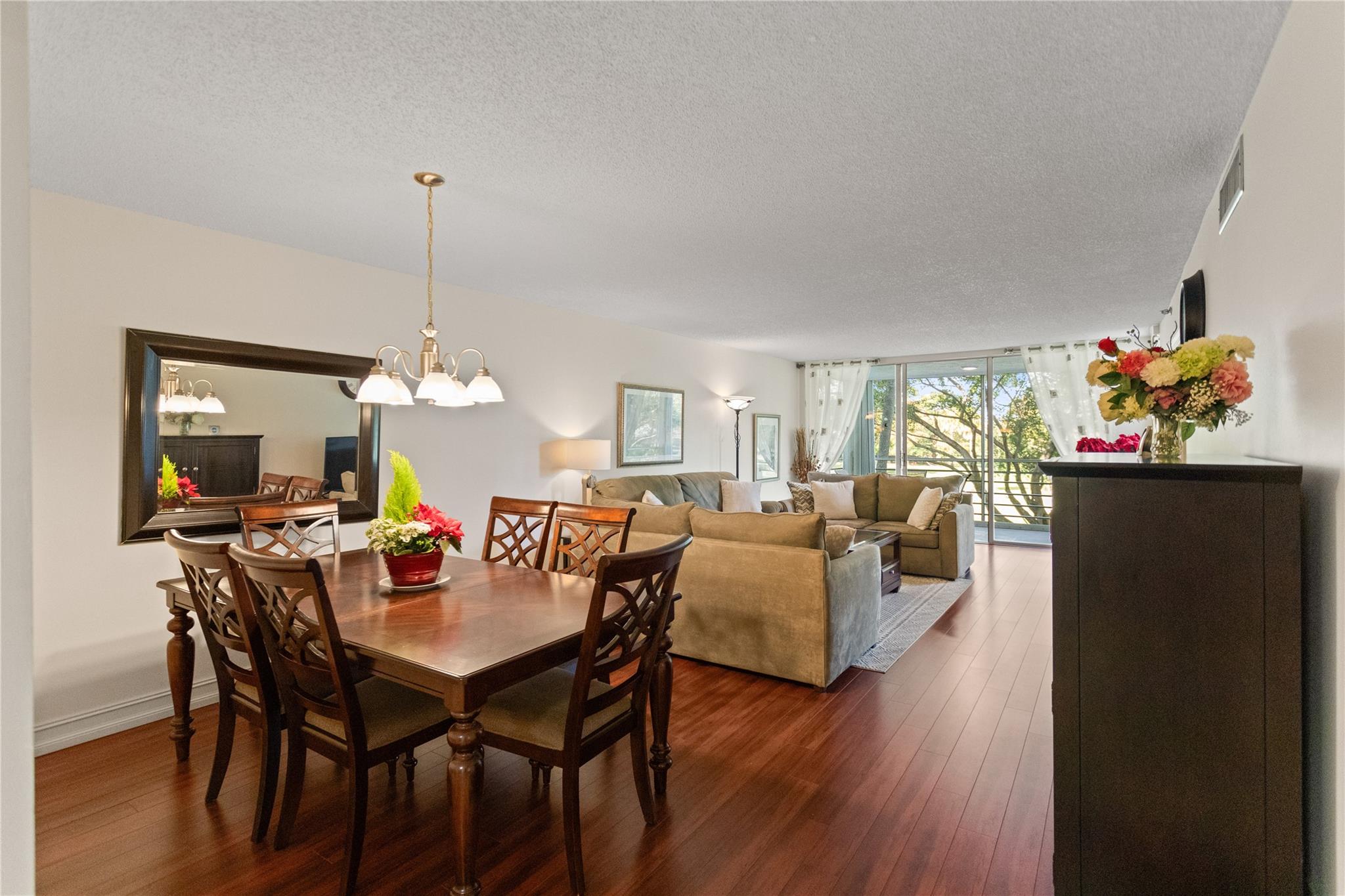 PALM AIRE - Residential