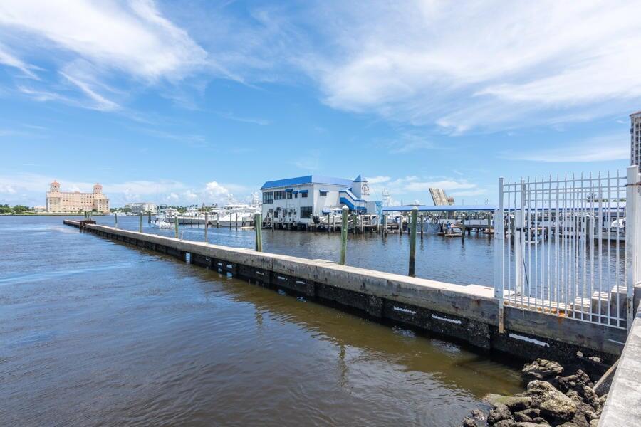 YACHT CLUB TOWERS CONDO - Residential Lease