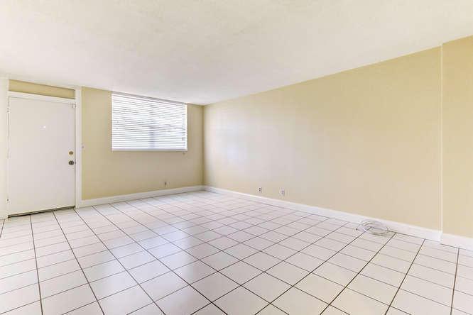 YACHT CLUB TOWERS CONDO - Residential Lease