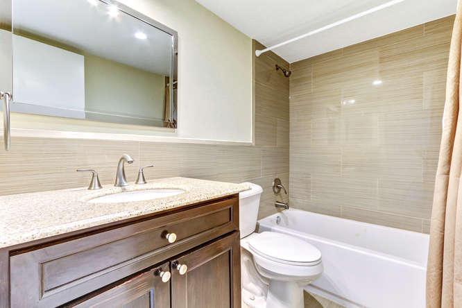 YACHT CLUB TOWERS CONDO - Residential Lease