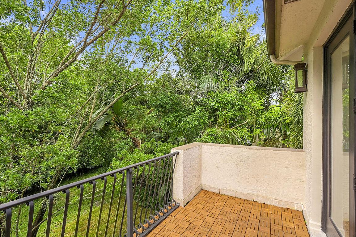 VERSAILLES - Residential