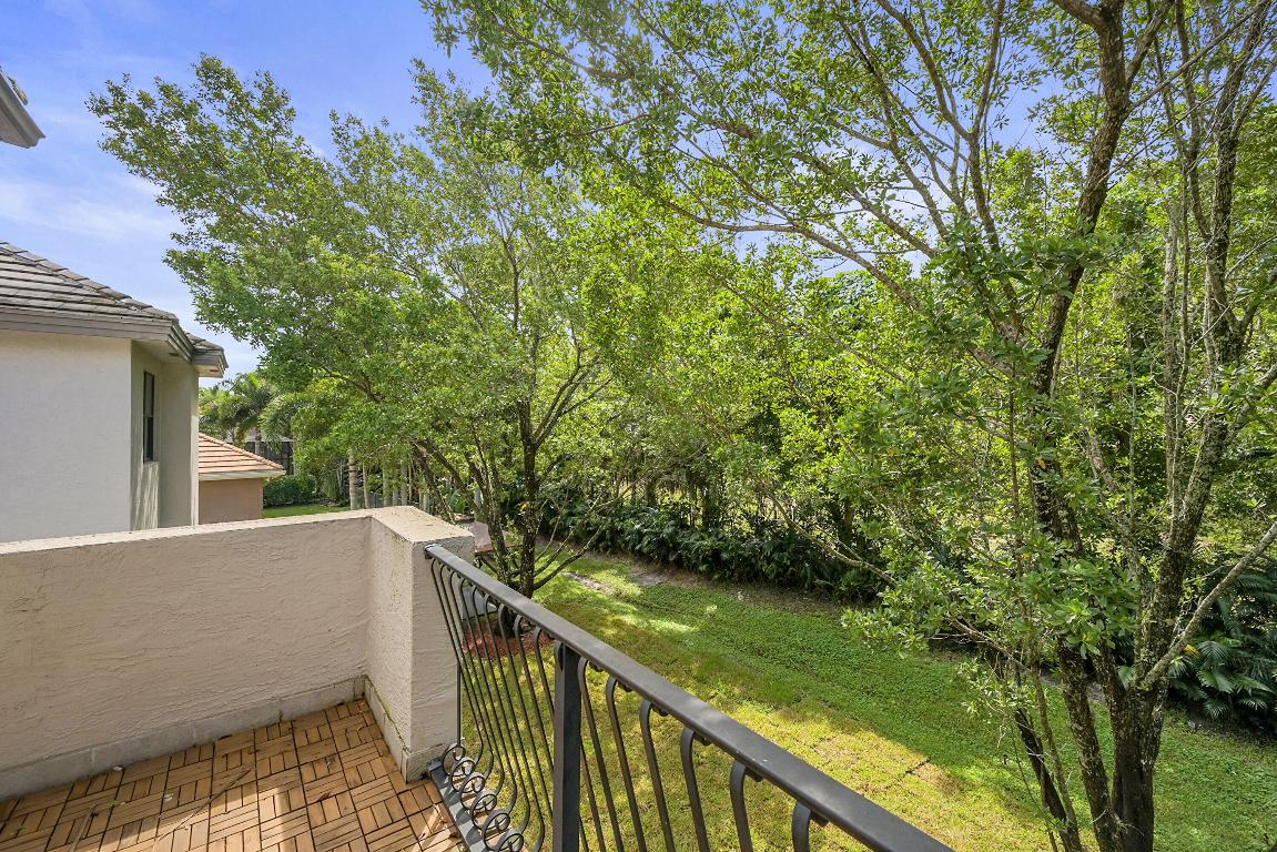 VERSAILLES - Residential